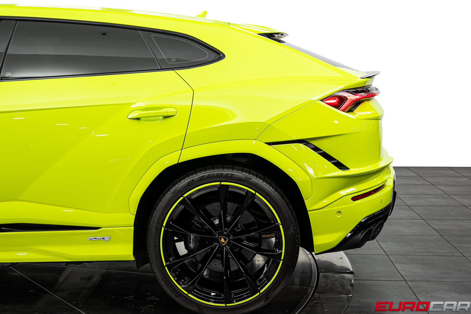 Used 2023 Lamborghini Urus S AWD/4WD image 16