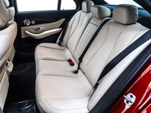 Used 2021 Mercedes-Benz E 350 Sedan w/ Premium Package image 8