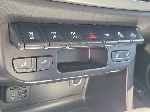 Used 2020 Chevrolet Colorado ZR2 w/ ZR2 Dusk Special Edition AWD/4WD image 34