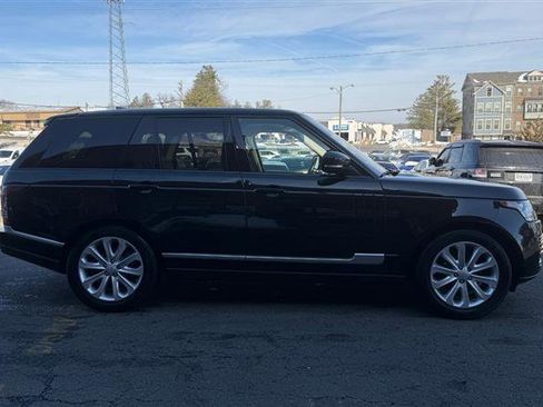 Used 2017 Land Rover Range Rover HSE image 7