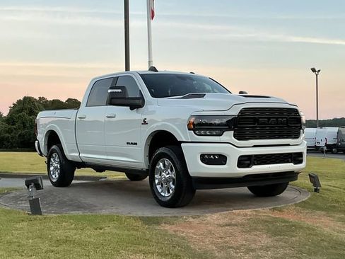 Used 2024 RAM 2500 Limited AWD/4WD image 1