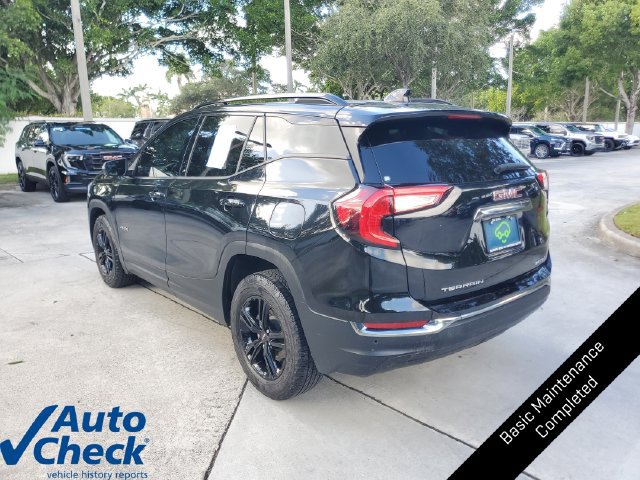 Used 2024 GMC Terrain AT4 AWD/4WD image 2