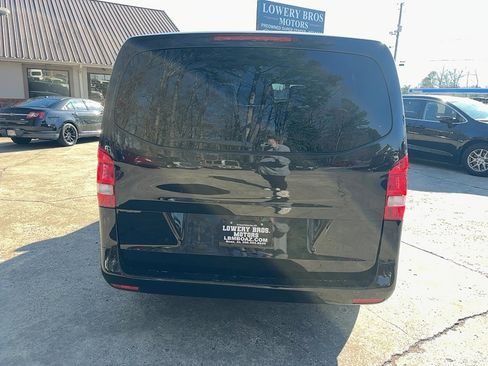Used 2016 Mercedes-Benz Metris Passenger image 6