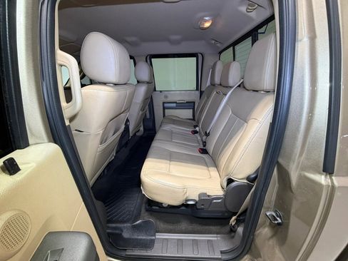 Used 2012 Ford F250 Lariat w/ Chrome Pkg image 13