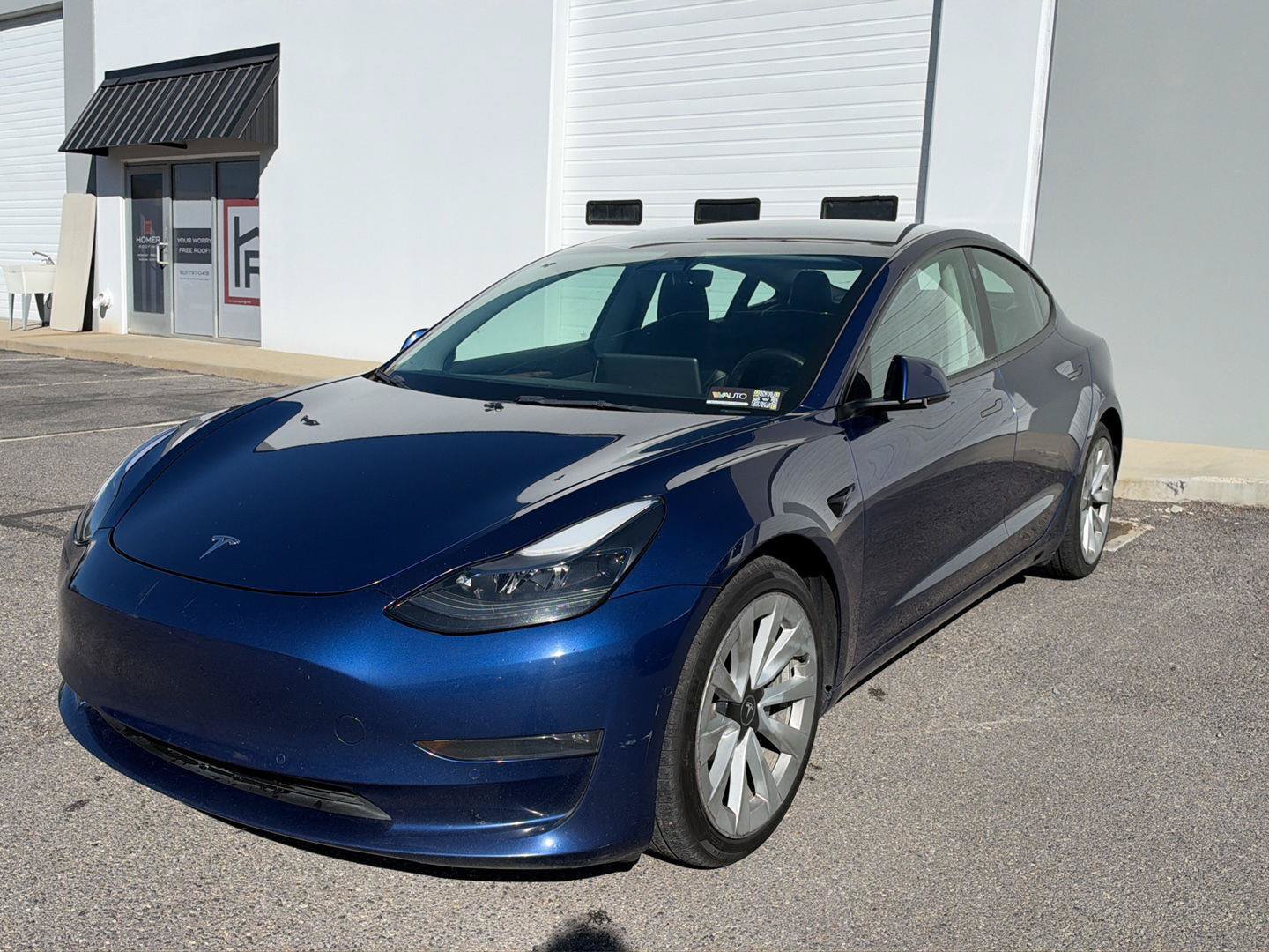 Used 2022 Tesla Model 3 Long Range AWD/4WD image 3