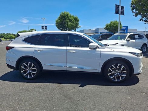 Certified 2024 Acura MDX SH-AWD w/ Technology Package image 7