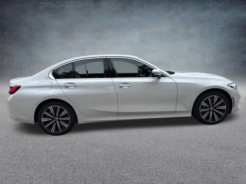 Used 2026 BMW 330i xDrive Sedan AWD/4WD image 8
