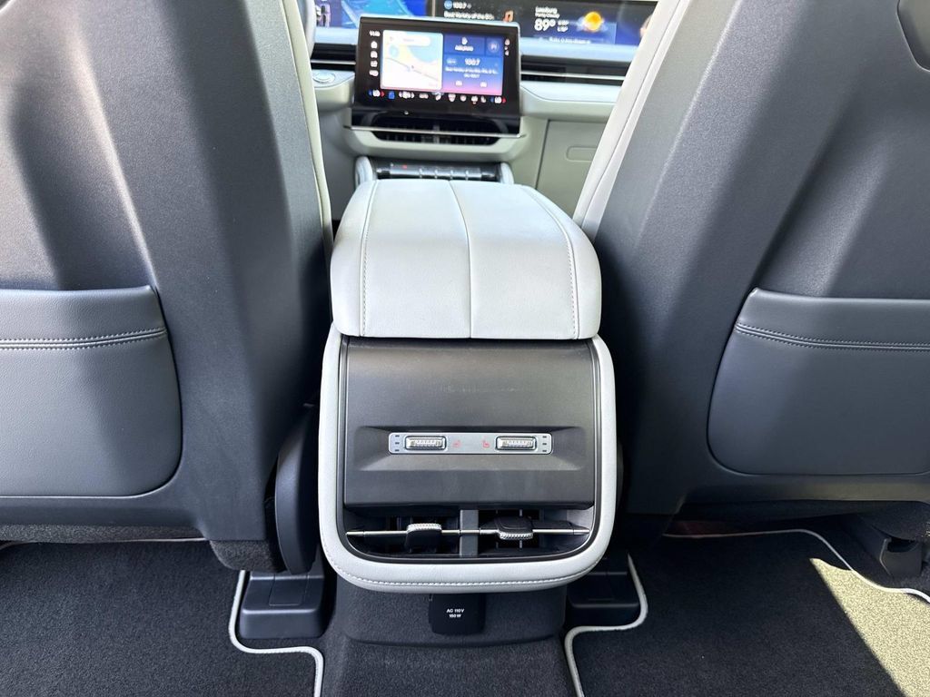 New 2026 Lincoln Nautilus Premier w/ Equipment Group 102A AWD/4WD image 16