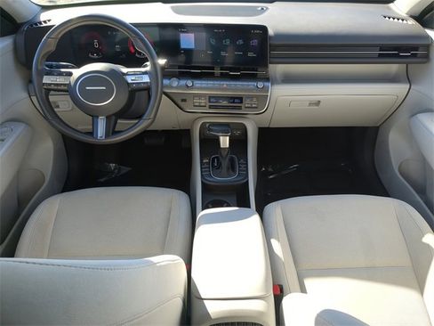 Used 2024 Hyundai Kona SEL image 14