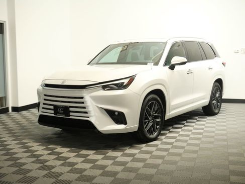 Certified 2024 Lexus TX 350 AWD w/ Technology Package image 4