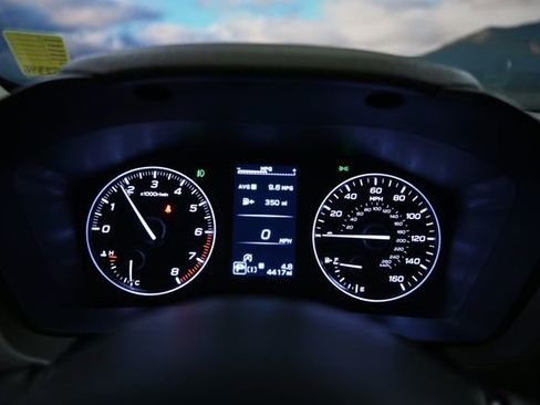 Certified 2025 Subaru Crosstrek 2.5i Limited w/ Popular Package #3A image 38