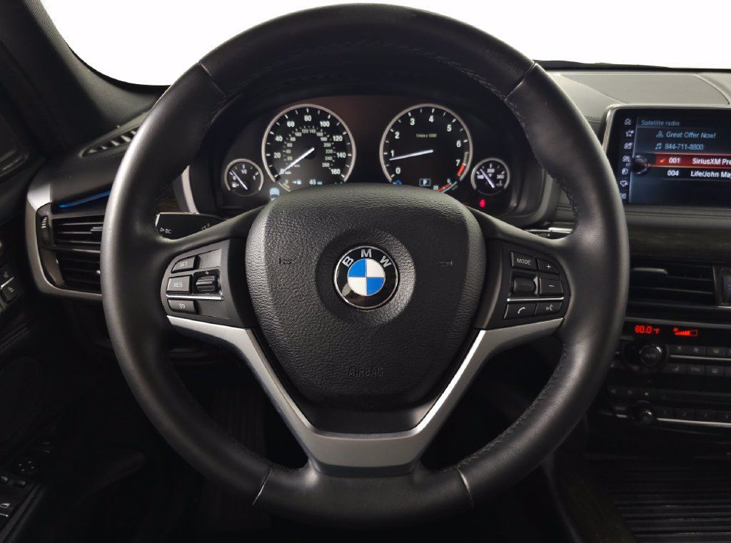 Used 2017 BMW X5 xDrive50i AWD/4WD image 21