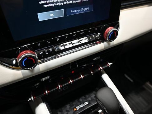 New 2026 GMC Canyon AT4X image 19