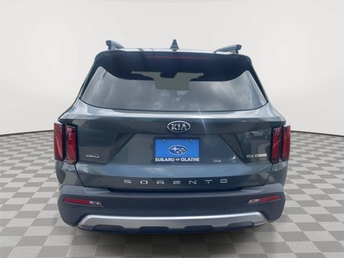Used 2021 Kia Sorento EX w/ EX AWD X-Line Package image 15