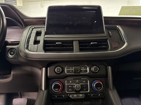 Used 2022 Chevrolet Tahoe Z71 w/ Luxury Package image 23