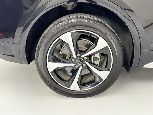 Certified 2025 Audi Q5 2.0T Premium Plus w/ Premium Plus Package AWD/4WD image 34