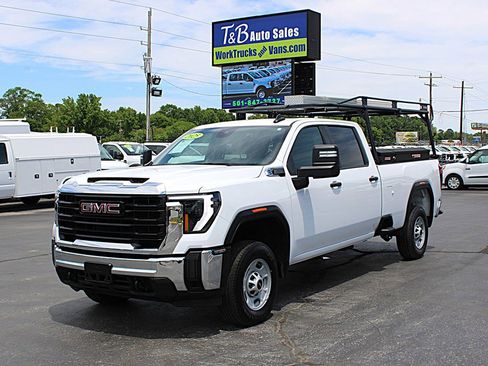 Used 2025 GMC Sierra 2500 Pro w/ Convenience Package AWD/4WD image 2