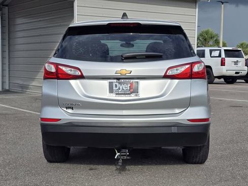 Used 2019 Chevrolet Equinox LS FWD image 6