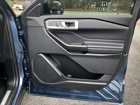 Used 2020 Ford Explorer Limited image 27