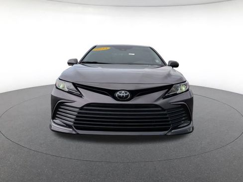 Used 2023 Toyota Camry LE FWD image 9