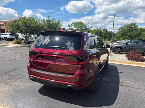 Used 2022 Dodge Durango SRT w/ Black Package AWD/4WD image 4