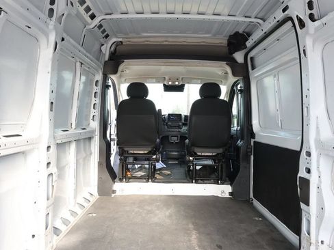 Used 2024 RAM ProMaster 2500 w/ Convenience Group FWD image 26
