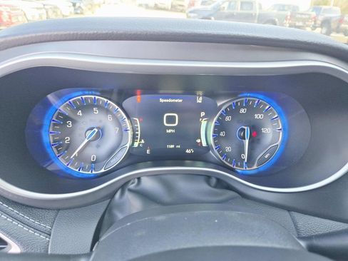New 2026 Chrysler Pacifica Select FWD image 23