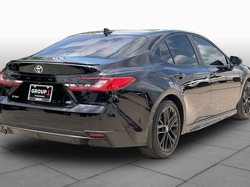 Used 2025 Toyota Camry SE w/ Multimedia Upgrade Package FWD image 12