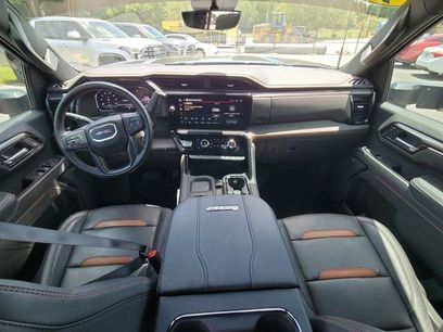 Used 2025 GMC Sierra 2500 AT4 w/ AT4 Premium Plus Package