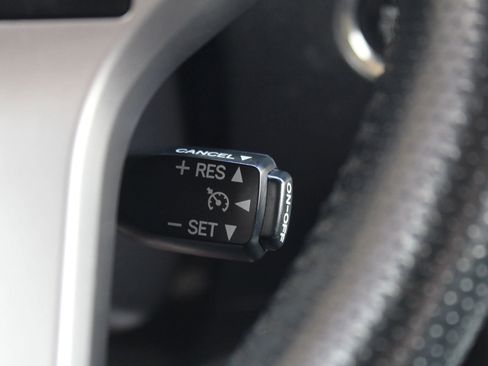 Used 2015 Toyota 4Runner Limited image 31