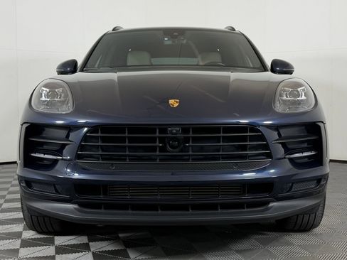 Certified 2021 Porsche Macan image 7