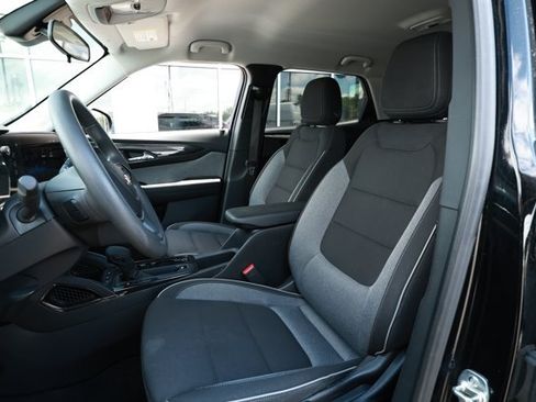 Used 2025 Chevrolet TrailBlazer LT FWD image 22
