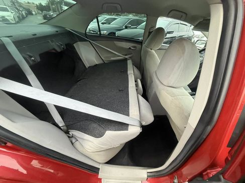 Used 2012 Toyota Corolla LE image 32