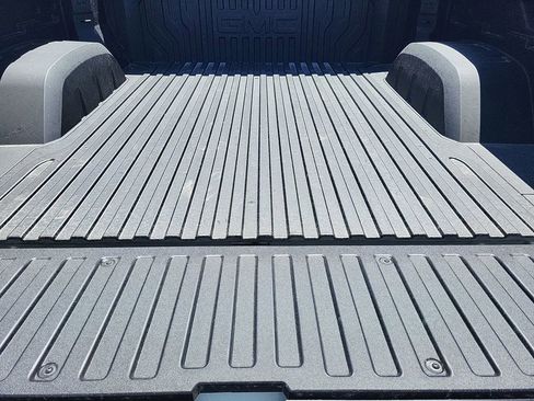 New 2026 GMC Sierra 1500 Denali Ultimate w/ LPO, Black Badging Package image 21