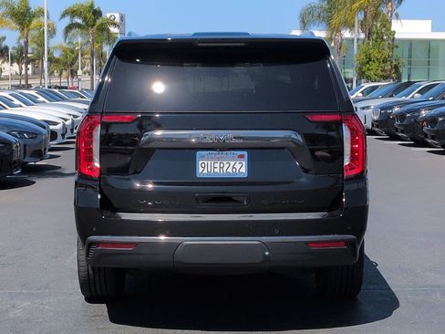 Used 2024 GMC Yukon Denali Ultimate AWD/4WD image 8