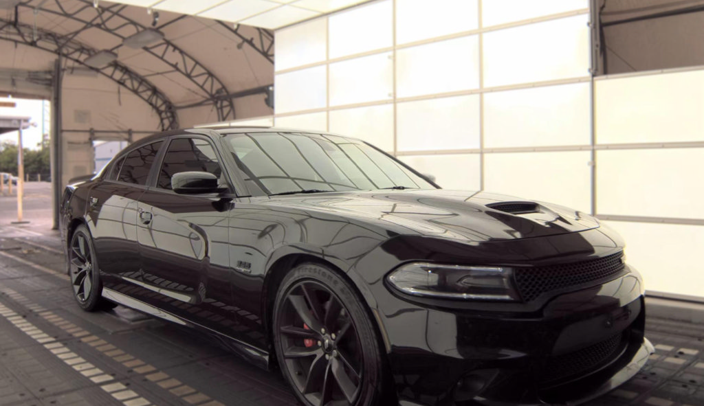 Used 2019 Dodge Charger R/T w/ Performance Handling Group RWD image 4