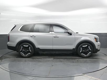 Used 2023 Kia Telluride EX