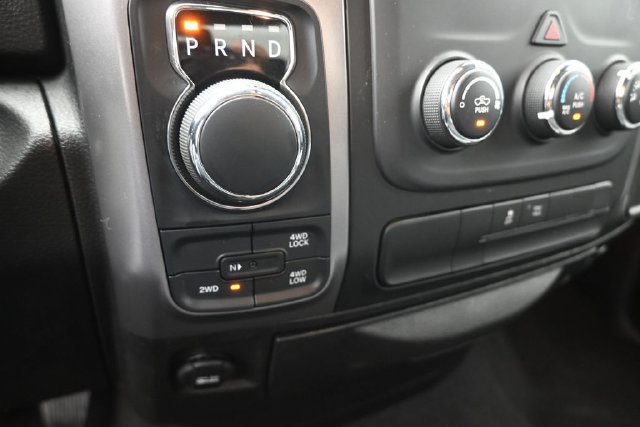 Used 2024 RAM 1500 Classic SLT AWD/4WD image 27