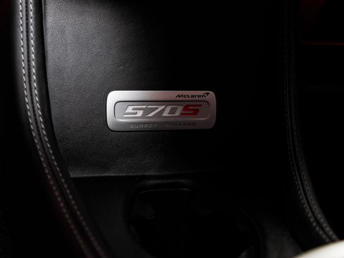Used 2019 McLaren 570S Coupe RWD image 21