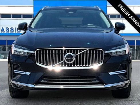 Used 2023 Volvo XC60 B5 Plus w/ Protection Package Premier FWD image 18