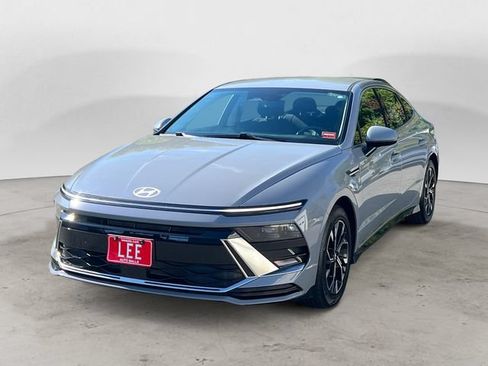 Used 2024 Hyundai Sonata SEL FWD image 1