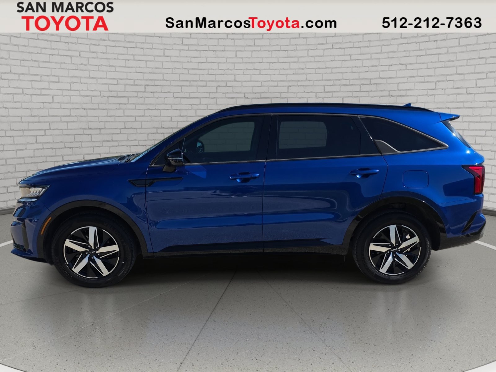 Used 2023 Kia Sorento S FWD image 9
