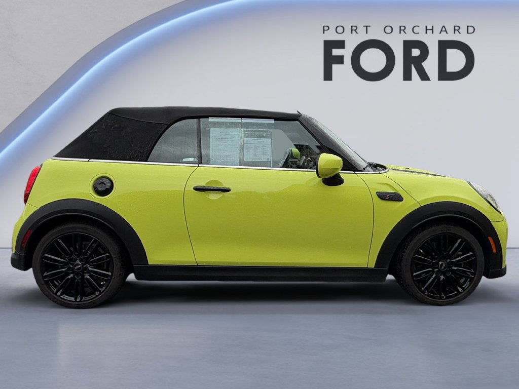 Used 2023 MINI Cooper S w/ Signature Upholstery Package FWD image 8