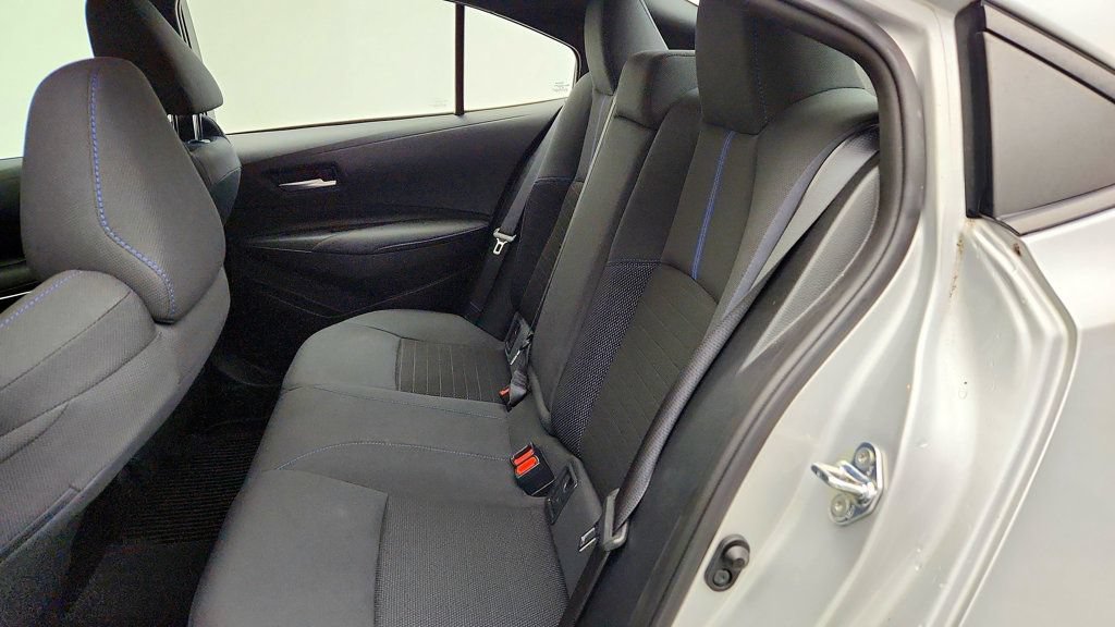Used 2020 Toyota Corolla SE FWD image 18