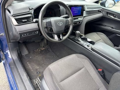 Used 2025 Toyota Camry LE FWD image 11