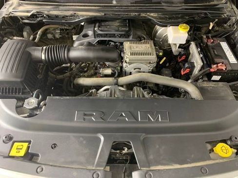 Used 2020 RAM 1500 Laramie AWD/4WD image 32