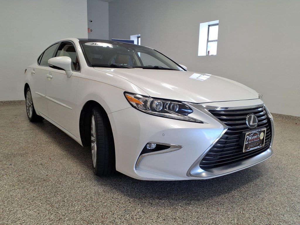 Used 2016 Lexus ES 350 w/ Luxury Package w/Wood Trim FWD image 3