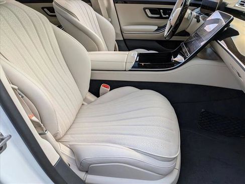 Used 2026 Mercedes-Benz S 500 4MATIC image 19