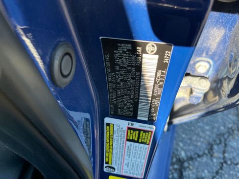 Used 2025 Toyota Camry LE image 9