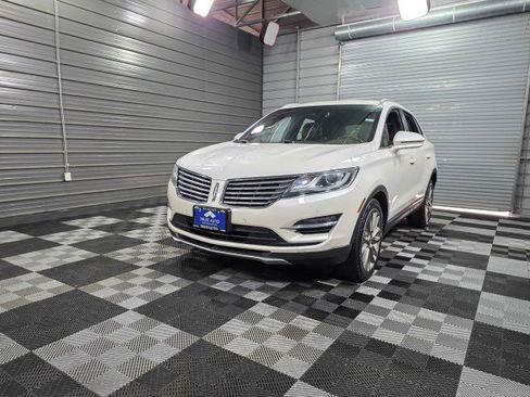 Used 2017 Lincoln MKC Reserve image 44